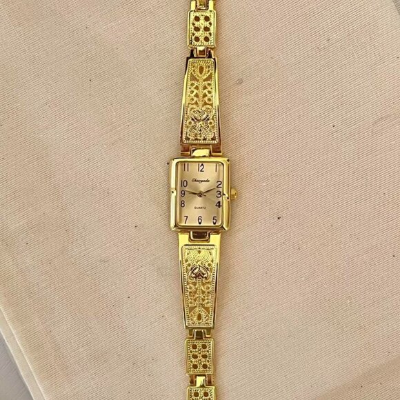 2000s vintage cute gold rectangle stainless steel quartz luxury watch - Picture 3 of 8